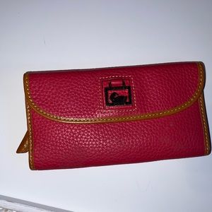 Dooney and Bourke wallet